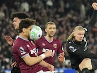 In Saturday’s draw in East London, West Ham’s Konstantinos Mavropanos was struck by a thunderous drive by Manchester City striker Erling Haaland.