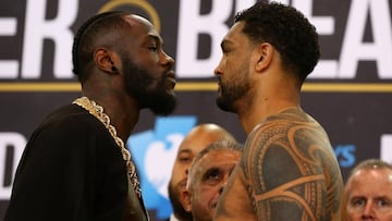 Deontay Wilder y Dominic Breazeale cara a cara tras el pesaje oficial.