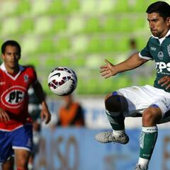 Udinese, Bari y Pescara están interesados en David Pizarro