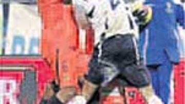 L. Fabiano y Diogo, a golpes.