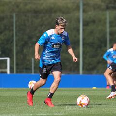 Mella y Barcia, únicos canteranos en la pretemporada del Depor