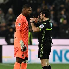 Maignan abandona el Udinese-Milan por racismo