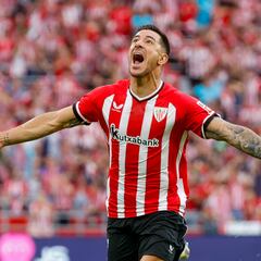 Yuri regresa a una convocatoria después de 40 días de baja