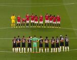 Hiela el alma: el minuto de silencio por Isabel II en Old Trafford que conmueve al mundo