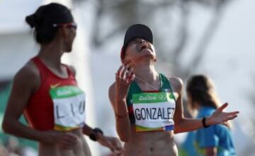 Lupita González ya luce su medalla de plata en el cuello