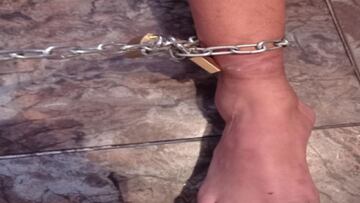 Tres personas detenidas por encadenar a un familiar a la pared durante 8 días