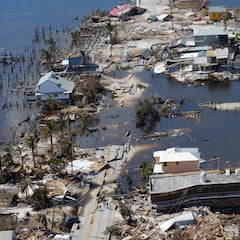 What is the difference between category 1, 2, 3, 4 and 5 hurricanes? What potential damage can they cause?