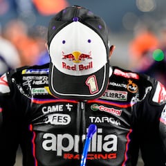 Martín se queda en Aprilia