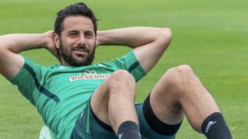 Se acerca el retorno de Claudio Pizarro con el Bremen