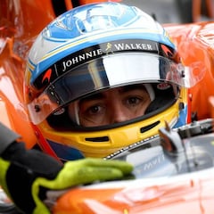 Alonso levantó al público de sus asientos en Silverstone