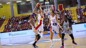 Espa?a le dedica una victoria a Laia Palau en su partido 300