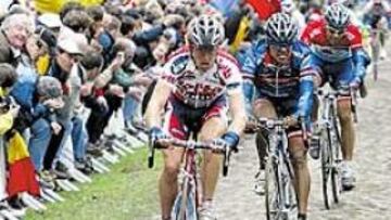 <b>TERRENO ENEMIGO. </b>Los ciclistas españoles tendrán que sortear hoy el primer gran peligro.