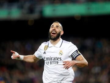 0-4. Karim Benzema celebra el cuarto tanto, tercero en su cuenta particular, que anota en el minuto 89 de partido.