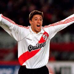 Crespo recibirá una plaqueta en el Monumental