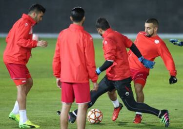 Homecoming for Xavi as Catalunya face Tunisia