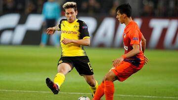 El Dortmund solo empata y complica su clasificación