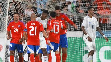 Futbol, Chile vs Panama
Partido amistoso 2025
El jugador de la seleccion chilena, Steffan Pino, derecha, celebra su gol contra Panama durante el partido amistoso disputado en el estadio Nacional de Santiago, Chile.
8/02/2025
Felipe Zanca/Photosport
Football, Chile vs Panama
2025 friendly match
Chile's player Steffan Pino, right, celebrates his goal against Panama during a friendly match at the Nacional stadium in Santiago, Chile.
8/02/2025
Felipe Zanca/Photosport