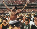 When did Pelé make his debut, what teams did he play for and when did he retire?