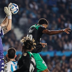 “A Gabriel Arias le tiritan las cañuelas en la Roja”