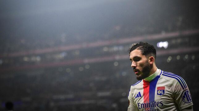 Cherki, la joya que seduce al PSG