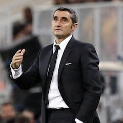 Los pesos pesados defienden a un Ernesto Valverde acribillado