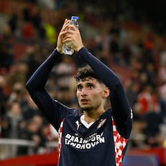 Pepi rescata al PSV Aindován
