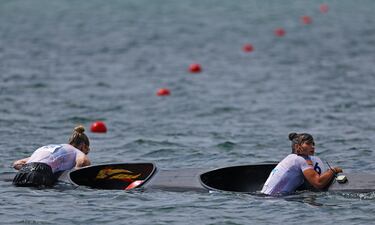 Ouzande y García Otero no han conseguido terminar la final B del K-2 500. Después de pasar en primer lugar en el punto intermedio, las españolas empezaron a perder terreno y acabaron volcando. 