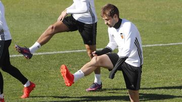 Fede Cartabia en un entrenamiento con el Valencia.