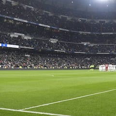 Ultras Sur cantó "¡Florentino, dimisión!"; la Policía los echó