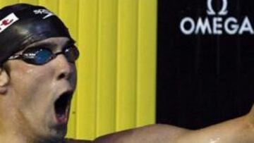 <B>RÉCORD MUNDIAL</B>. El norteamericano ha fijado un nuevo registro mundial al parar el crono en los 200 metros libres en 1:43.86.