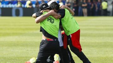 El emocionante festejo de Esteban Paredes por su récord