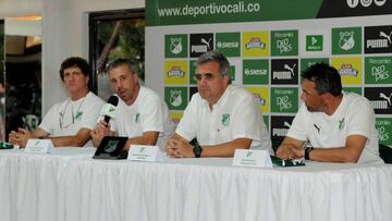 El técnico del Deportivo Cali, Lucas Pusineri habló de lo que se viene para el Deportivo Cali y aseguró que "está conforme" con la plantilla que tiene