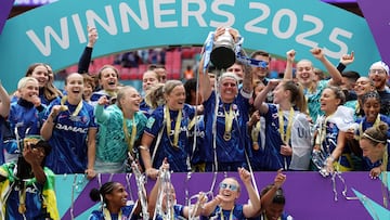 El Chelsea de Sonia obtuvo triple nacional tras derrotar al Manchester United en Wembley.