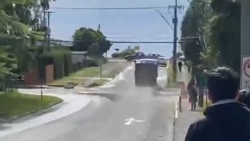 Accidente vehicular impacta en Frutillar: un camión terminó hundido en el lago Llanquihue