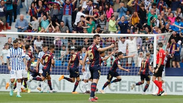 29/04/23
PARTIDO LIGA SMARTBANK
LEVANTE UD - DEPORTIVO ALAVES
GOL ALEGRIA POSTIGO