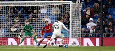 Did Isco insult the fans who were whistling him at the Bernabéu?