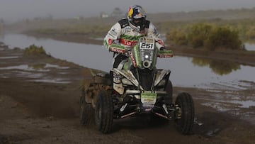 Ignacio Casale of Chile rides his Yamaha quad during the 8th stage of the Dakar Rally 2017, between Uyuni, Bolivia and Salta, Argentina, Tuesday, Jan. 10, 2017. (AP Photo/Martin Mejia)