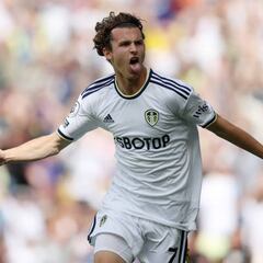Brenden Aaronson marca su primer gol con Leeds United en la Premier