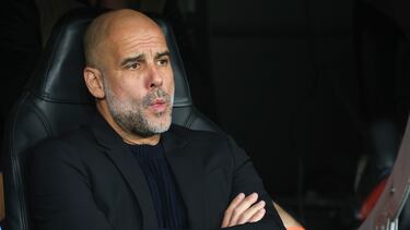 Guardiola gesticula durante la derrota del City contra el Real Madrid.