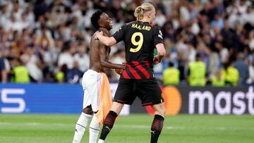 09/05/23 PARTIDO IDA SEMIFINALES CHAMPIONS LEAGUE 
REAL MADRID - MANCHESTER CITY 
SALUDO FIN DE PARTIDO VINICIUS JR ERLING HAALAND 