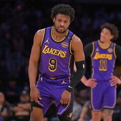 JJ Redick sends bold message to Bronny James after performance against the 76ers