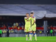 Jonathan Dos Santos and Alvaro Fidalgo of America during the semifinals first leg match between America and Pachuca as part of the CONCACAF Champions Cup 2024, at Azteca Stadium on April 23, 2024 in Mexico City, Mexico.