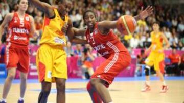 Sancho Lyttle y Quanitra Hollingsworth.