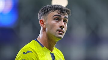LIMASSOL (Cyprus), 05/11/2025.- Alberto Moleiro of Villarreal looks on during the UEFA Champions League league phase match beween Pafos and Villarreal CF, in Limassol, Cyprus, 05 November 2025. (Liga de Campeones, Chipre) EFE/EPA/CHARA SAVVIDOU