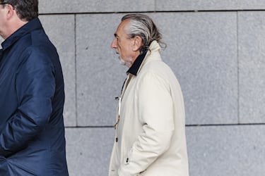 Francisco Correa Sánchez, líder de la trama Gürtel, acumula múltiples condenas que superan los 70 años de prisión en total, aunque el límite máximo de cumplimiento efectivo es de 20 años. Desde junio de 2023, se encuentra en régimen de semilibertad (tercer grado penitenciario) tras pasar nueve años en prisión.