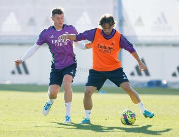 Modric y Kroos, en un entrenamiento del Real Madrid.