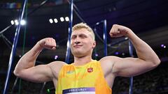 Discus thrower Mykolas Alekna takes Olympic record from his own father in Paris