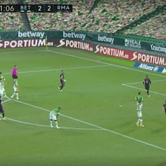 Lo de Ramos tirando penaltis es un escándalo absoluto: su Panenka más sedoso...