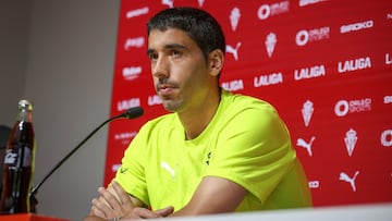 06-09-24. COTE, JUGADOR DEL SPORTING, DURANTE LA RUEDA DE PRENSA EN MAREO.