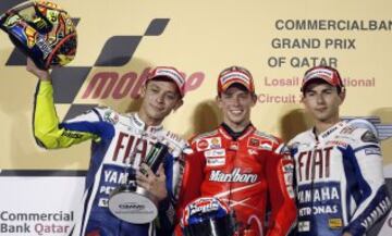 Valentino Rossi y Casey Stoner empatan en victorias en la categoría de MotoGP, con un total de cuatro.